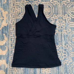 Lululemom tennis tank, fits size 8 (M)